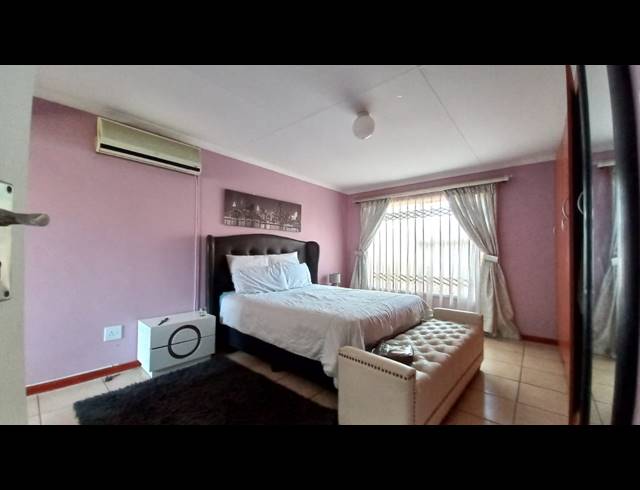 3 BEDROOM FREEHOLD TO LET IN MANDELA VIEW